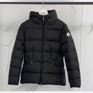 M Black puffer Hooded Short Down Jacket size 2 /medium